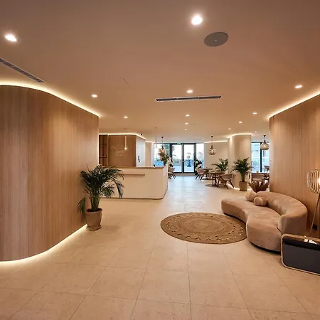 Charmie Queen - Infinity Pool & Appartement *